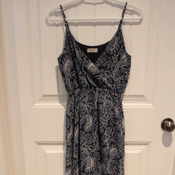 2/$30 🏷 Smart Set Blue Paisley Dress Size XS - Picture 2 of 5